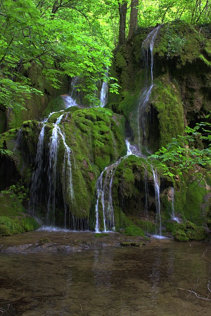 cascada bigar foto pixabay com - eUnul dintre cele mai frumoase locuri din Romania